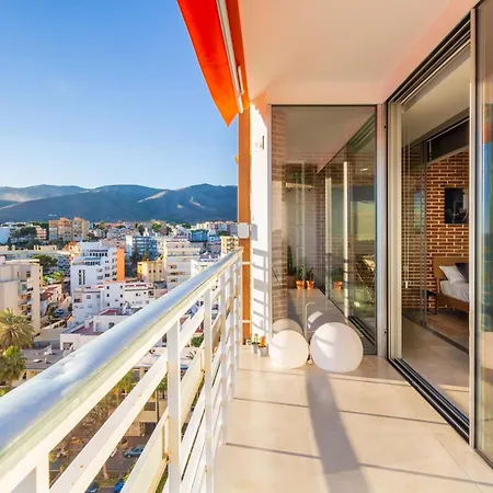 Moderno Con Impresionantes Vistas Al Mar Apartamento