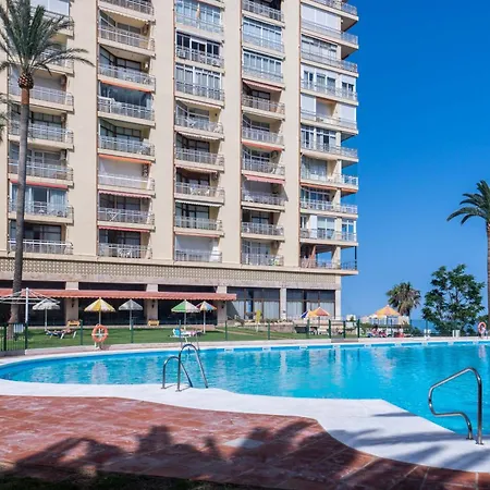 Apartamento Moderno Con Impresionantes Vistas Al Mar *