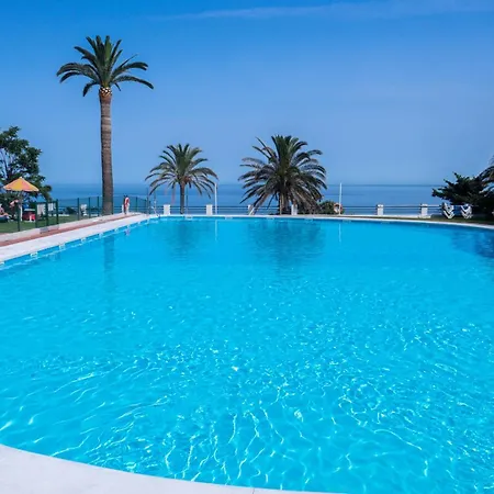 Moderno Con Impresionantes Vistas Al Mar Apartamento