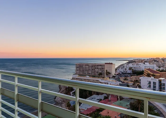 Moderno Con Impresionantes Vistas Al Mar