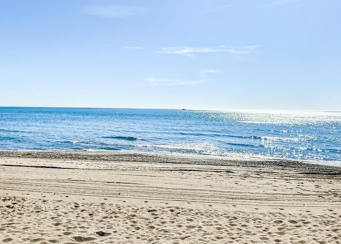Apartamento Moderno Con Impresionantes Vistas Al Mar