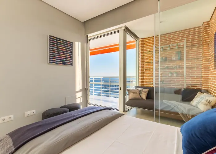 Moderno Con Impresionantes Vistas Al Mar *