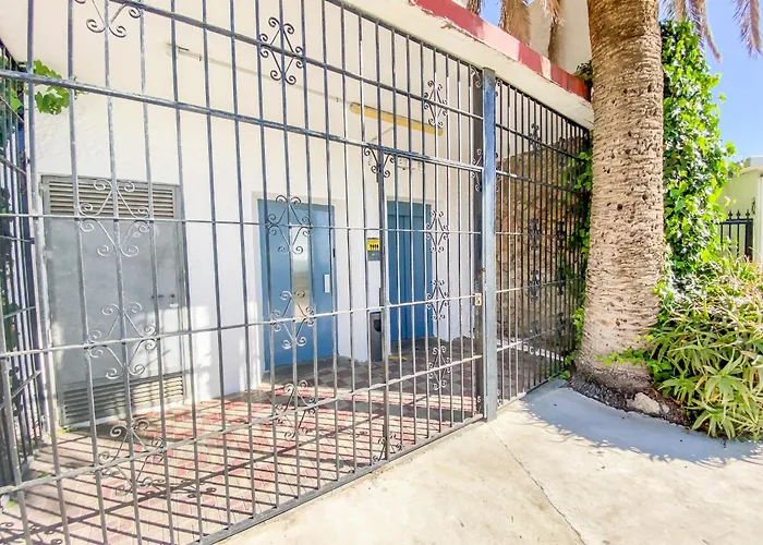 Moderno Con Impresionantes Vistas Al Mar Apartamento *