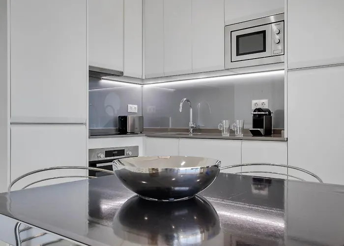 Apartamento Moderno Con Impresionantes Vistas Al Mar