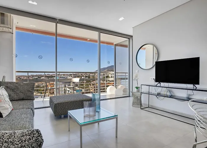 Moderno Con Impresionantes Vistas Al Mar *