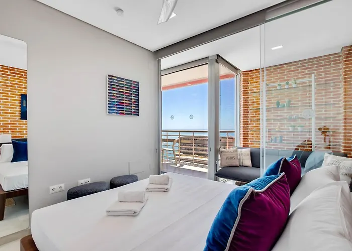 Moderno Con Impresionantes Vistas Al Mar * Torremolinos