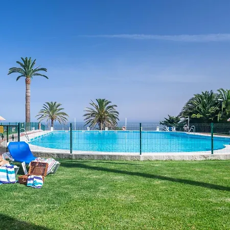 Apartamento Moderno Con Impresionantes Vistas Al Mar