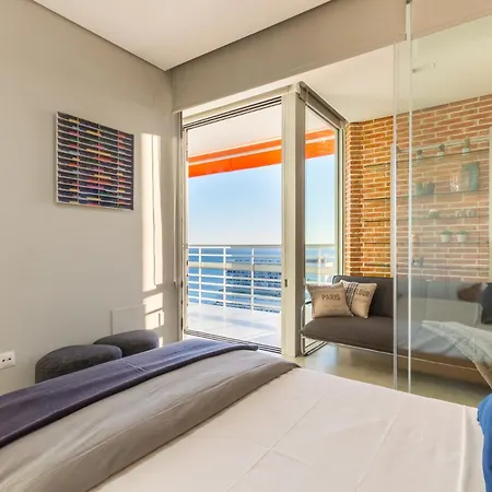 Moderno Con Impresionantes Vistas Al Mar *