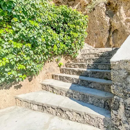 Apartamento Moderno Con Impresionantes Vistas Al Mar