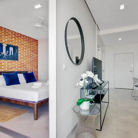 Moderno Con Impresionantes Vistas Al Mar Apartamento *